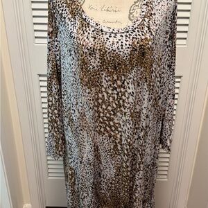LOCO by Gloria Goldstein casual animal print dress